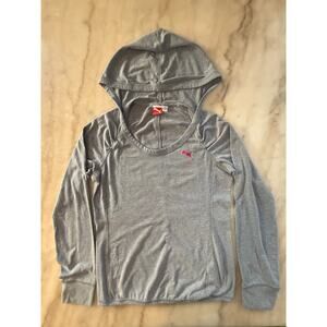 PUMA Women's Gray Pull Over Hooded long Sleeve shirt size Small